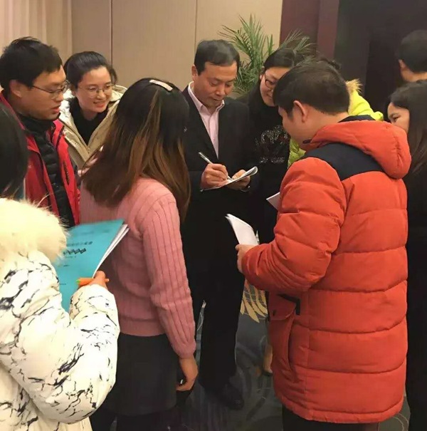 周末學(xué)習(xí)熱情這么高？南昌中級面授公開課現(xiàn)場燃爆！
